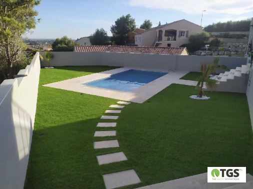 gazon synthétique tour de piscine, gazon artificiel, pelouse synthétique tour de piscine, pelouse artificielle